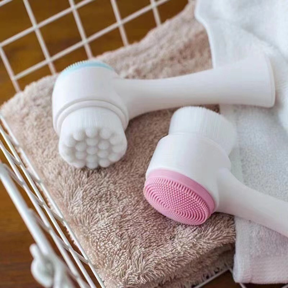 Ultimate Double-Sided Silicone Face Brush – Deep Pore Cleanser & Exfoliator