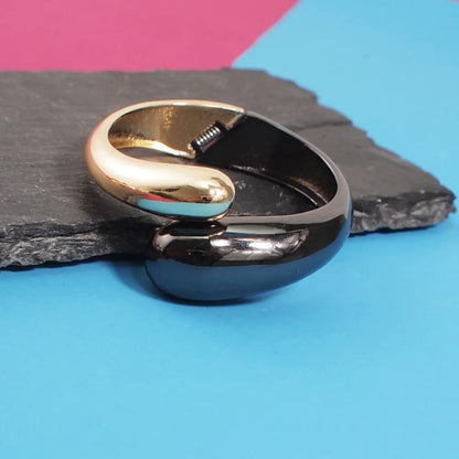 Mixed Color Alloy Cuff Bracelet – Bold Metal Statement Jewelry for Women
