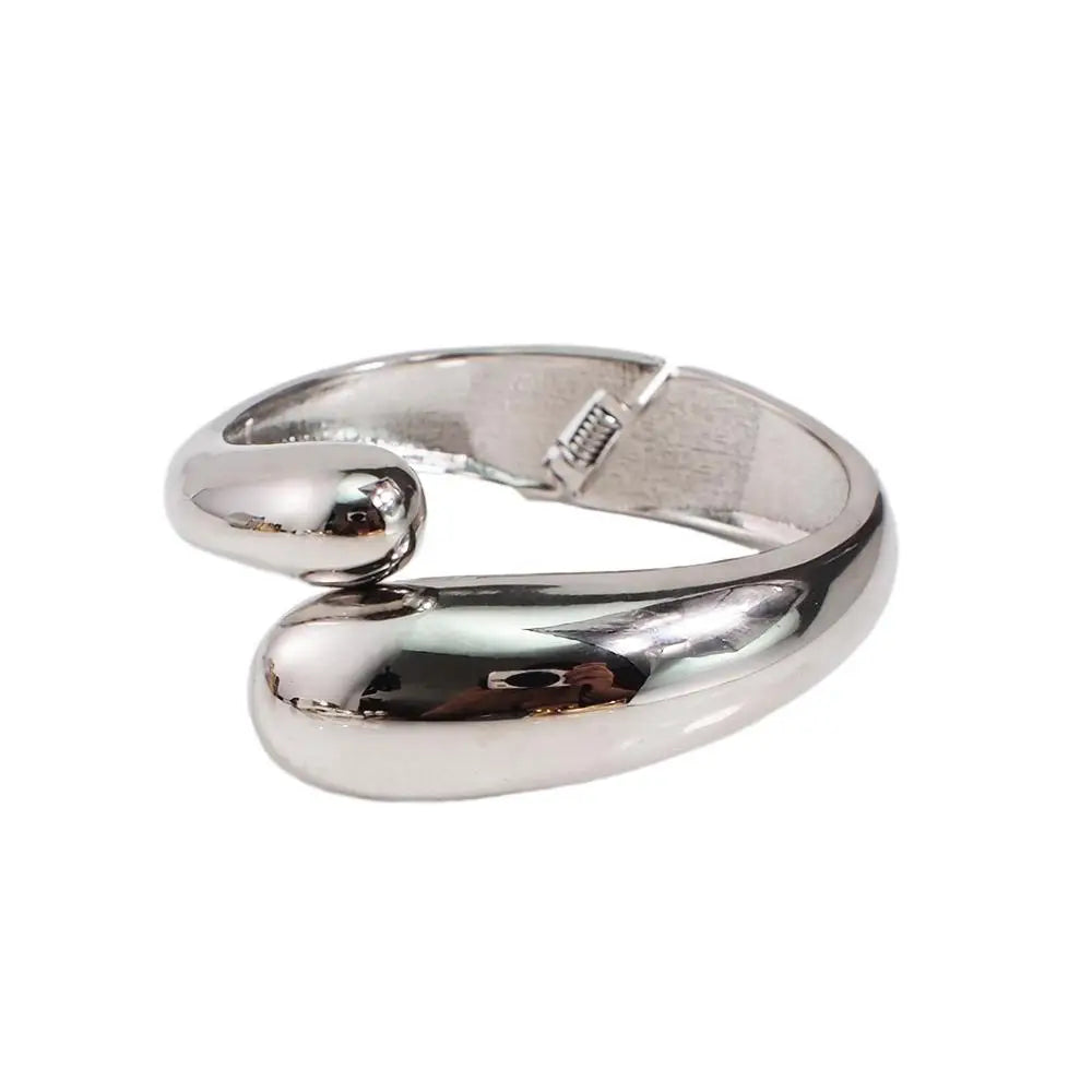 Mixed Color Alloy Cuff Bracelet – Bold Metal Statement Jewelry for Women