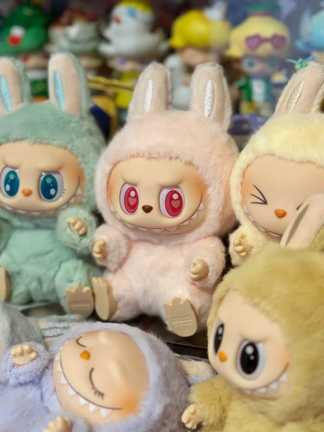 Labubu The Monsters Sit-Down Party First and Second Generation Series Vinyl Keychain Pendant Plush Dolls Replica Birthday Gift
